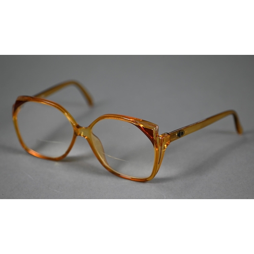 1276 - A pair of Christian Dior amber-coloured framed sunglasses with bi-focal lenses