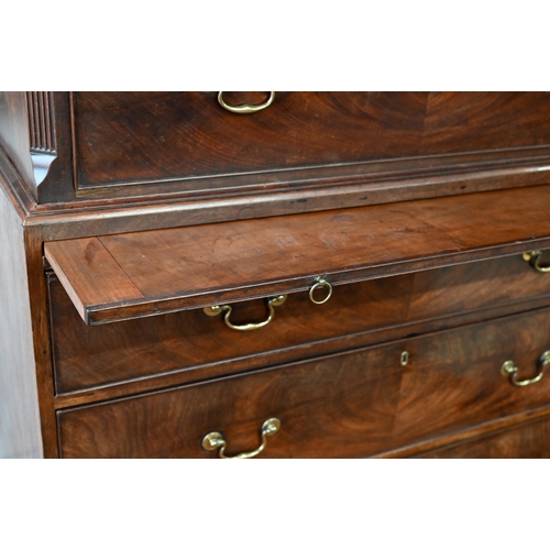 851 - A George III mahogany chest on chest, the dentil moulded cornice over two short and three long gradu... 