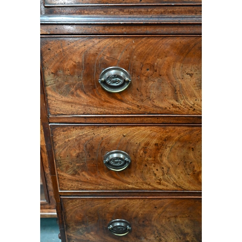 863 - A Georgian figured mahogany chest on chest, three short drawers oven six long graduated  drawer... 