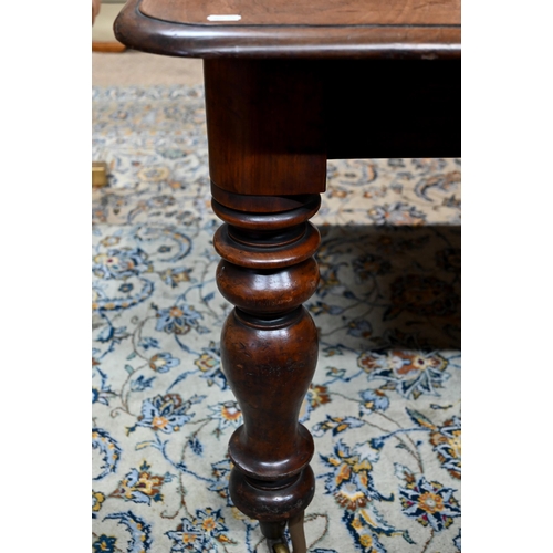 944 - An early Victorian mahogany draw leaf dining table, with single insert leaf, the top with moulded ed... 