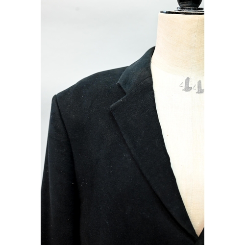 1291 - Balmain, Paris - A vintage gent's single breasted black wool blazer, size L