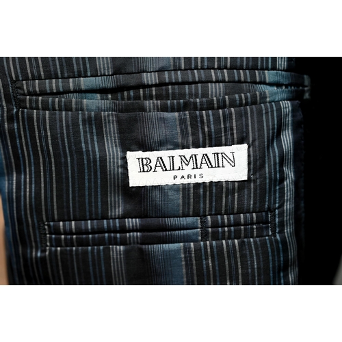 1291 - Balmain, Paris - A vintage gent's single breasted black wool blazer, size L