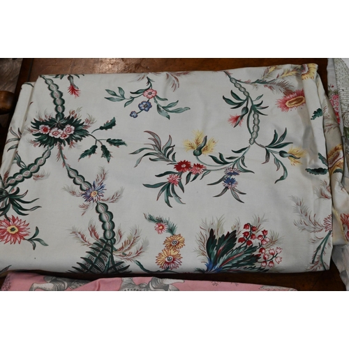 1295 - Zoffany - 'Qing Trellis', a quantity of printed soft-furnishing fabric