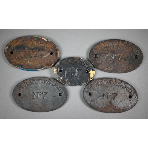 1195 - Five cast iron oval number plates, 9.5 x 6 cm