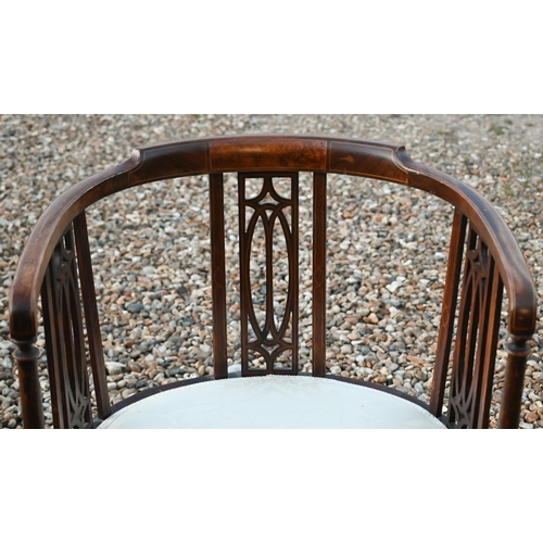 156 - An Edwardian bowback elbow chair