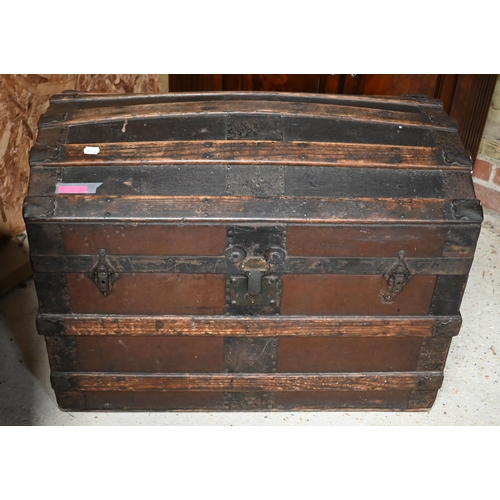 181 - A vintage dome top wood slat trunk, a/f