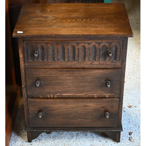 203 - An old Charm style small oak 3-drawer chest, 53 cm x 38 cm x 65 cm h