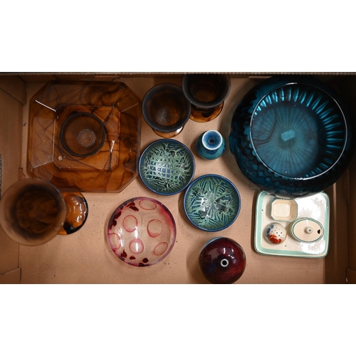 384 - Various blue and brown marbled glassware, studio pottery etc (box)