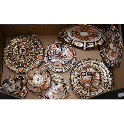 397 - A quantity of 19th century later Royal Crown Derby Imari tea-ware (25 pieces)