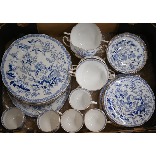 402 - A Royal Albert 'Mikado' part dinner/tea service 41 pieces (box)