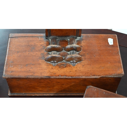 468 - A pair of antique mahogany meat-plate stands with weighted box bases, 46 x 32 cm overall