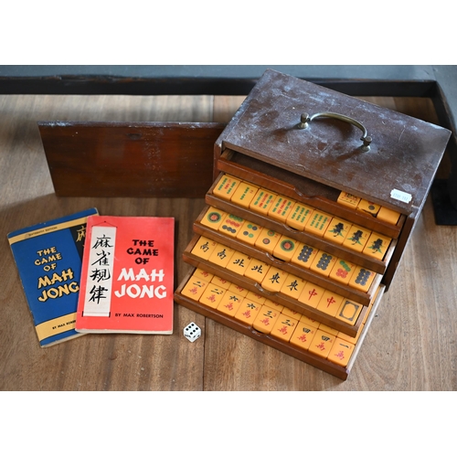 474 - A boxed composite Mah Jong set on five sliding trays enclosed by front slide