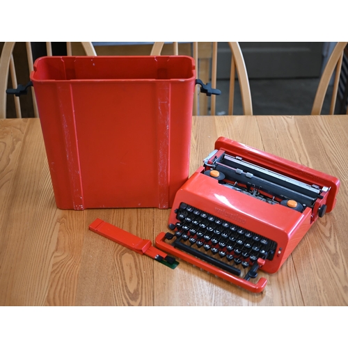 486 - A 1960s red plastic Olivetti Valentine portable typewriter, designed by Ettore Sottsass & Perry ... 