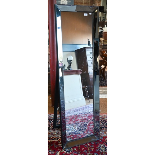 553 - An Art Deco style freestanding easel dressing mirror with cushion border, 48 cm w x 156 cm h