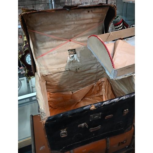 563 - Various assorted vintage leather, canvas and fabric clad wood luggage trunks, suit cases and a large... 