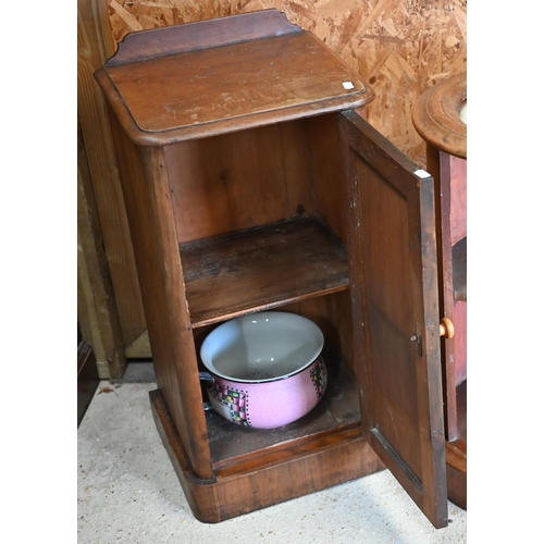 104 - An Edwardian mahogany single door pot cupboard, raised on a plinth base, 39 cm x 33 cm x 76 cm h to/... 