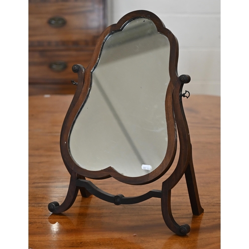 138 - A large Regency mahogany dressing table mirror on three drawer platform base with ring-turned suppor... 