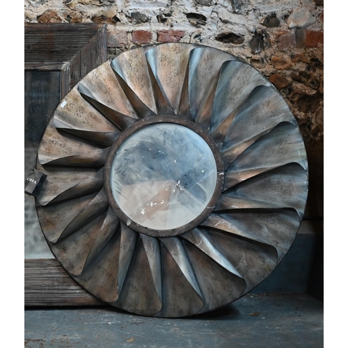 277 - Industrial design circular wall mirror in metal/tole fanned frame, 100 cm diam