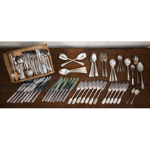 482 - An Elkington epns set of flatware and cutlery, little used to/w various other ep wares (2 boxes)