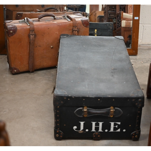 521 - A vintage 'Pukka' Luggage trunk with American cloth cover, to/w a vintage Revelation suitcase with l... 