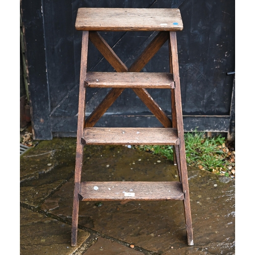 88 - A set of old waxed oak library steps