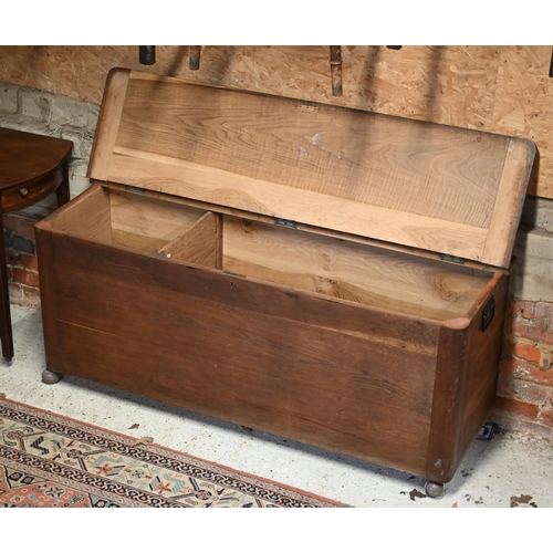 96 - An old oak blanket chest, 155 cm x 49 cm x 65 cm h