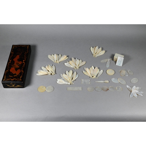 354 - Approximately one hundred early 19th century Chinese mother of pearl gaming counters, Qing dynasty, ... 