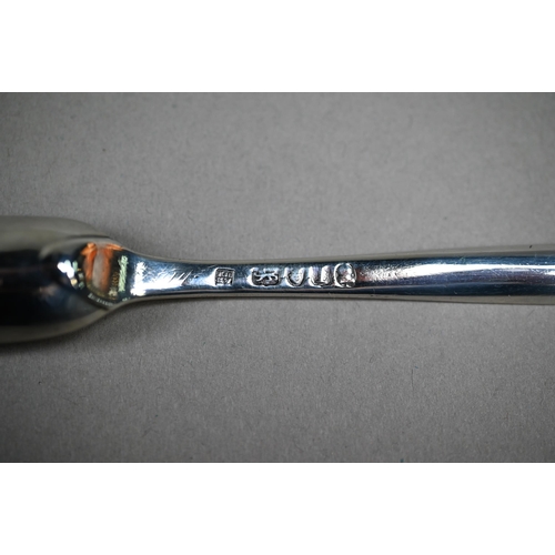 104 - A George III silver marrow scoop, Peter, Ann & William Bateman, London 1804, 1.4oz, 23cm long