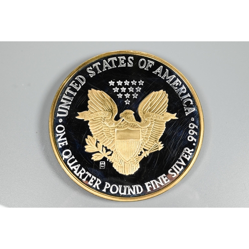 160 - A USA Liberty Quarter Pound Fine Silver large coin, dated 2000, in protective case