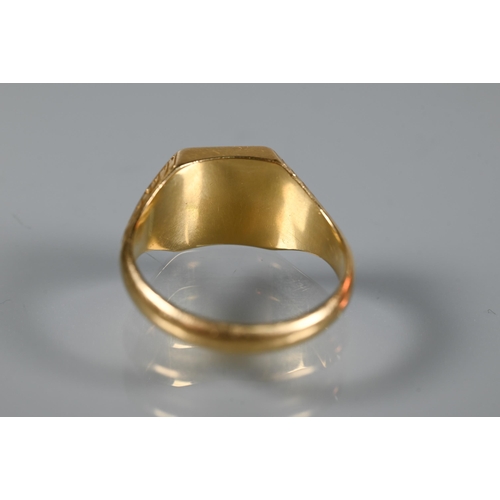 224 - An 18ct yellow gold signet ring with carved shoulders and monogrammed 'A' to face, size Y, approx 14... 