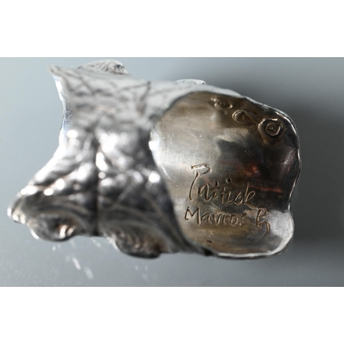 236 - Patrick Mavros - a silver 'Croc Hornback' ring, size L, 3 cm long, inscribed within 'Patrick Mavros'... 