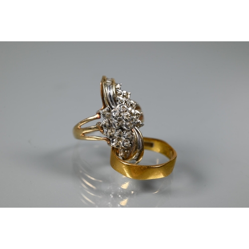 259 - A collection of eleven various rings including 22ct wedding band (approx 2.9g), three stone set 18ct... 