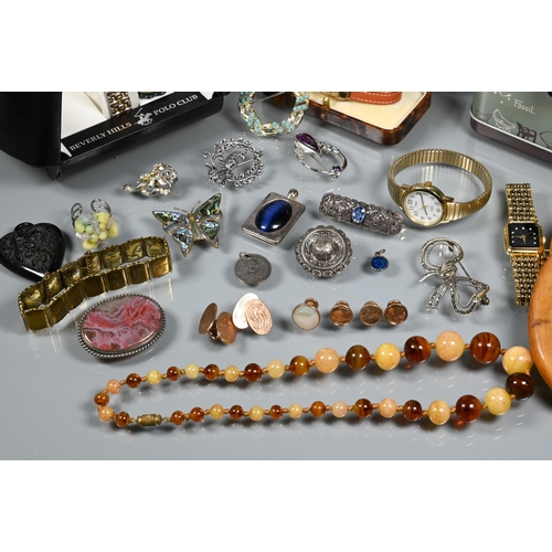 272 - A collection of various jewellery including a pair of oval 9ct rose gold chain link cufflinks with m... 