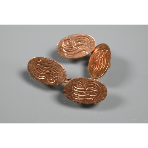 272 - A collection of various jewellery including a pair of oval 9ct rose gold chain link cufflinks with m... 