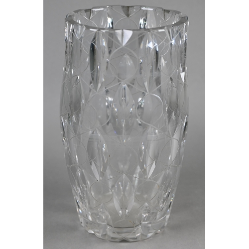 551 - Clyne Farquharson: An Albany pattern vase, 25 cm, signed and dated (19)40, to/w a leaf pattern sherr... 