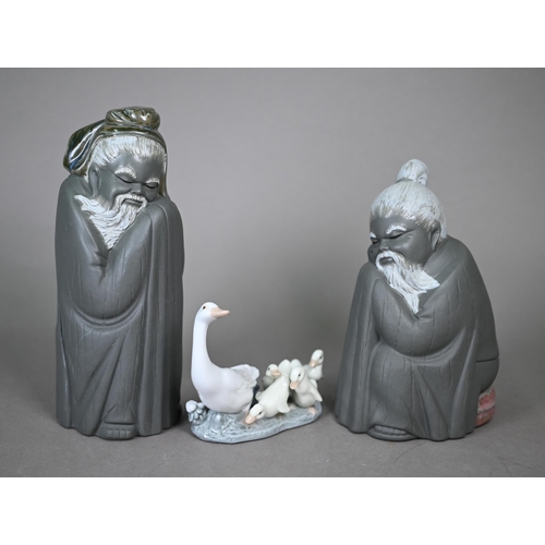 576 - Five unboxed Lladro figures of girls with hats, 13-15 cm, to/w a pair of Gres figures 'Tall' and 'Sh... 