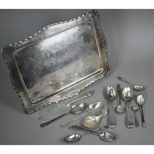 83 - A silver trinket tray with engraved decoration, W.G. Sothers & Co, Birmingham 1915, 29.5 x 23.5c... 