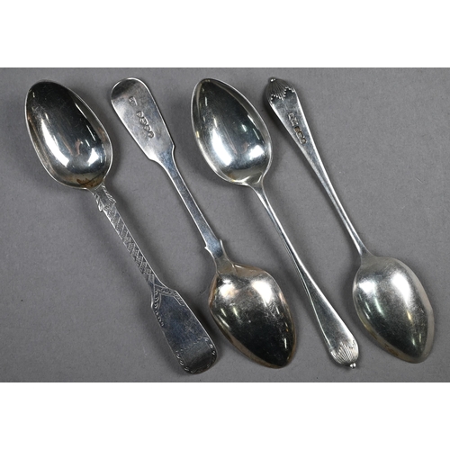 98 - An Edwardian set of twelve silver teaspoons, William Gallimore & Sons, Sheffield 1907, to/w a se... 