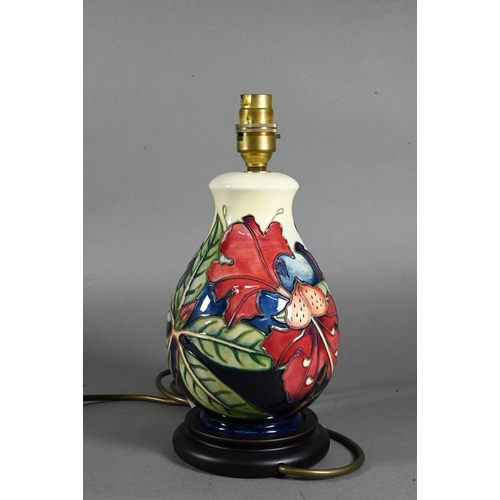 588 - A Moorcroft 'Simeon' table lamp, 22 cm (to top of ceramic), c/w shade