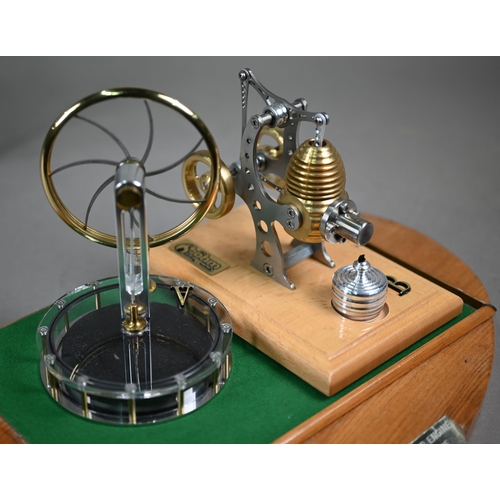 1179 - A Stirling low temperature Engine and a Stirling Single Engine, together in one glazed display case