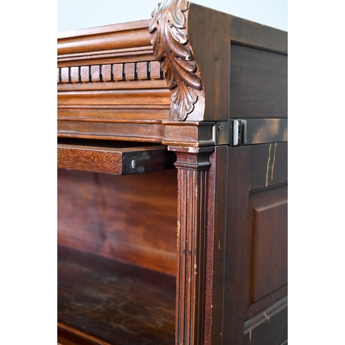 917 - A companion pair of mahogany Globe Wernicke library bookcases, each with moulded tops over three gra... 