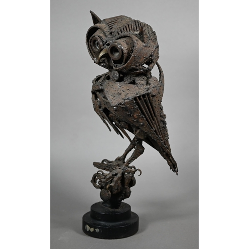 955 - Walenty Pytel (Polish, b 1941) - A brown-patinated steel owl, unsigned, 40 cm highARR may be applica... 