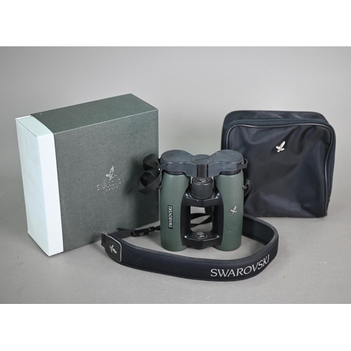 A pair of Swarovski EL 8X32WB binoculars, with soft case and original box with paperwork (little used)