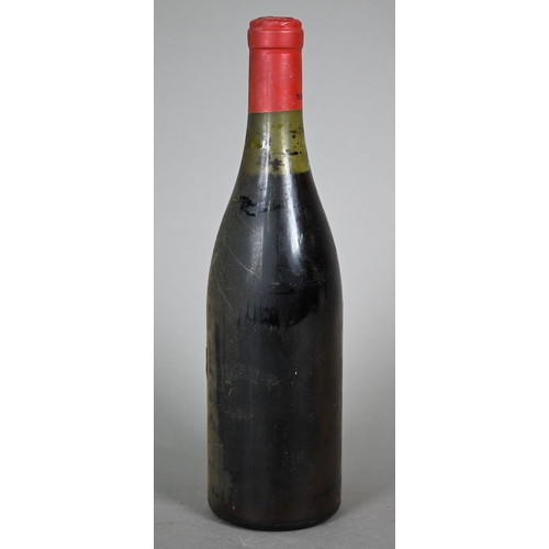 1150 - A bottle of Chambolle-Musigny (Domaine Comte Georges de Vogüé) 1983 bottle no 009174 (no warranty of... 