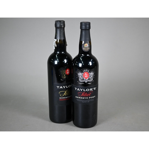 1152 - Two bottles of Taylor's Select Reserve port