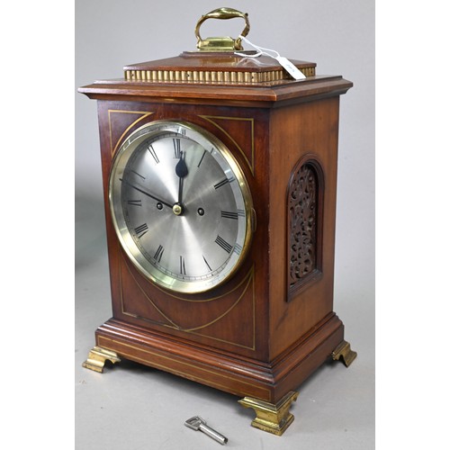 785 - A continental late 19th/20th century brass mounted walnut cased eight-day bracket clock, the two tra... 