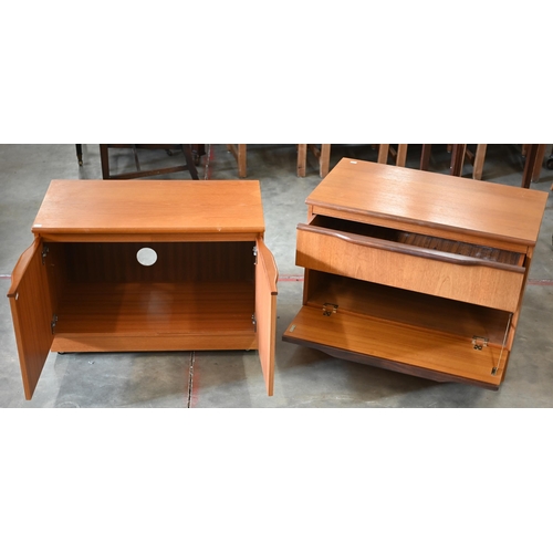 169 - Two mid-century teak G-Plan style cabinets, 75 x 42 x 58 cm and 75 x 42 x 52 cm (2)