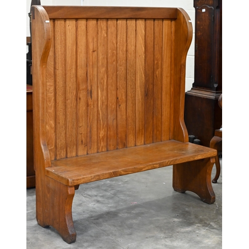 164 - A stained hardwood hall bench/settle with high slatted back 120 cm wide x 45 cm deep x 136 cm high