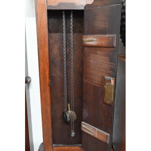 167 - Thomas Pinfold, Banbury - A 30 hour oak longcase clock with brass dial c/w weight, pendulum and case... 