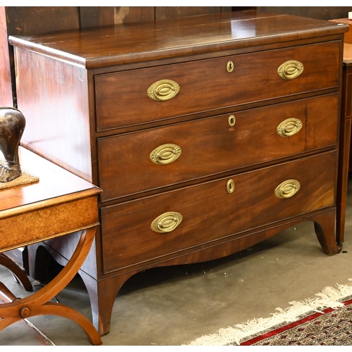 186 - A 19th century mahogany chest of three long graduating drawers on splayed bracket feet, 110 x 55 x 1... 